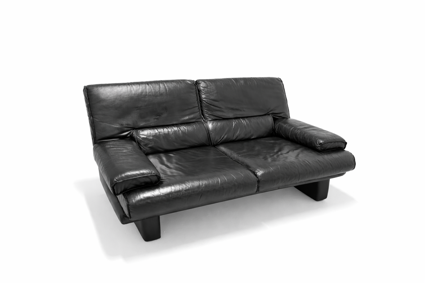Young International 2-zits bank – Zwart leer – Vintage design sofa